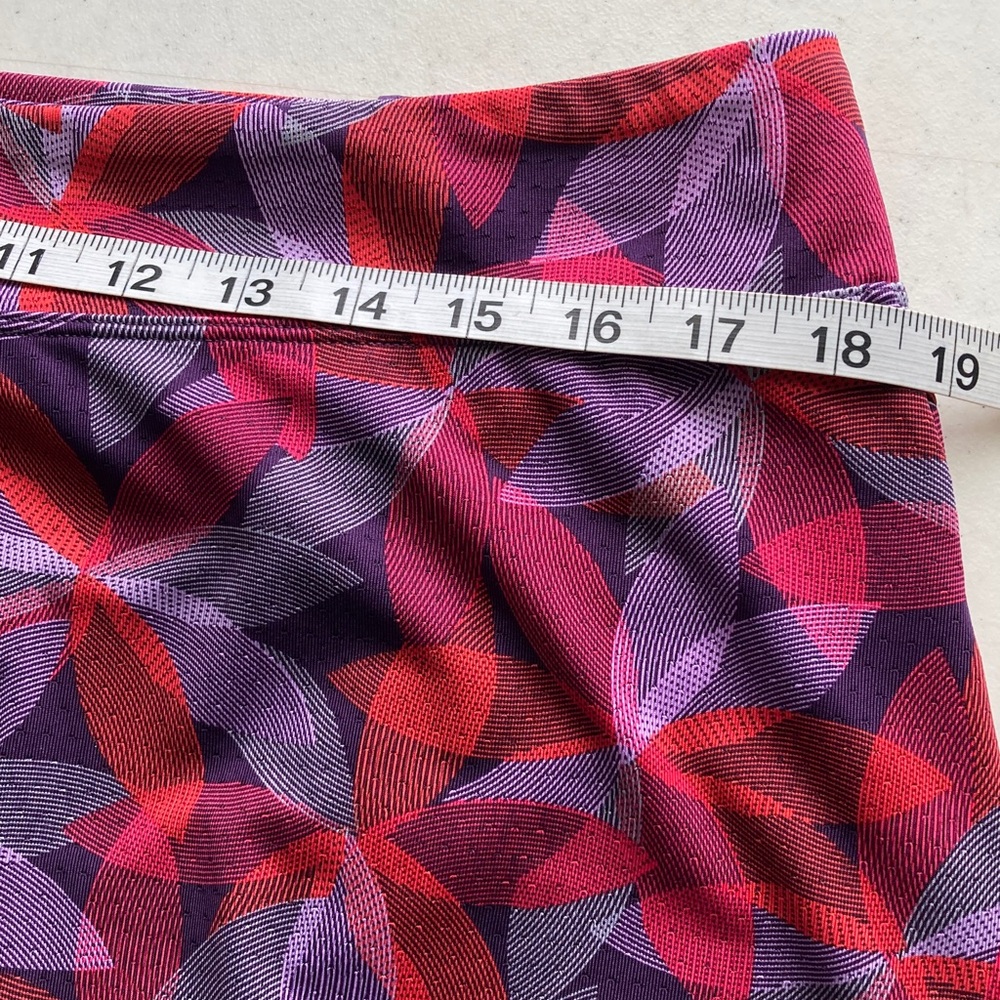 L.L. Bean Red and Purple Geometric Skort - Picture 5 of 6